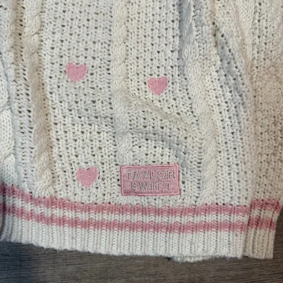 Taylor Swift Lover Oversized Button Front Cardigan M/L - Picture 4 of 8